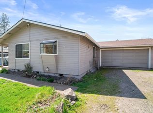 110 Ginny Ln, Shady Cove, OR 97539