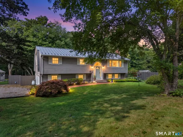 35 Chapman Mill Pond Road, Westbrook, CT 06498