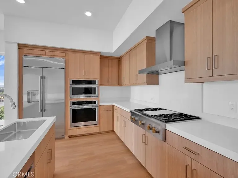 3614 Rivington — Photo 3