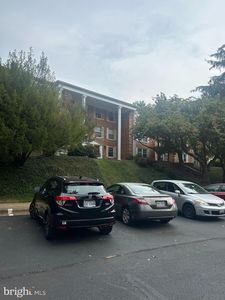 7721 Tremayne Pl APT 304, Mc Lean, VA, 22102