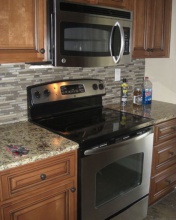 1st image of 146 W Lynne Dr
