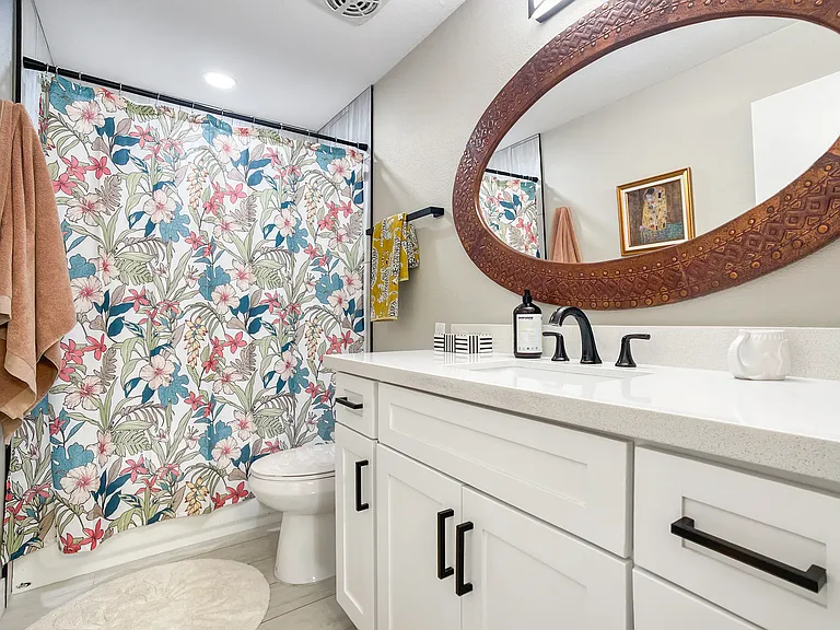 920 W Solcito Ln — Photo 24