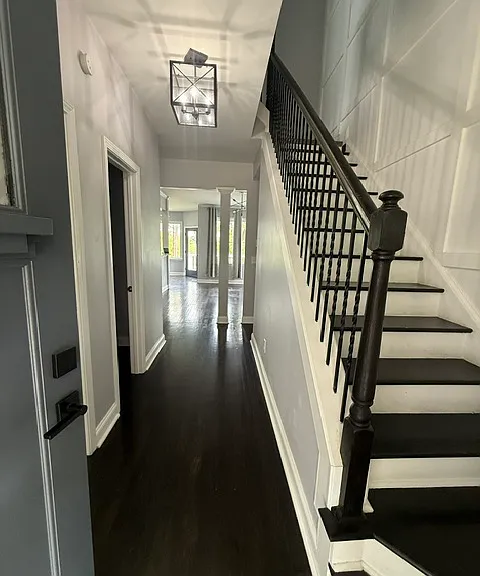 203 Hilltop Dr SW — Photo 3