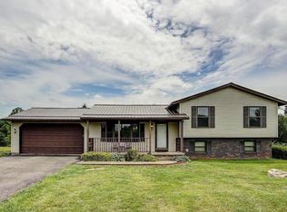 10460 Fairview Rd, Newark, OH 43056