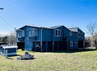 40 Cypress Valley Rd, Cuero, TX 77954