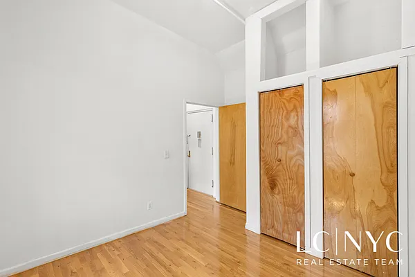 Rented by Keller Williams NYC | media 10