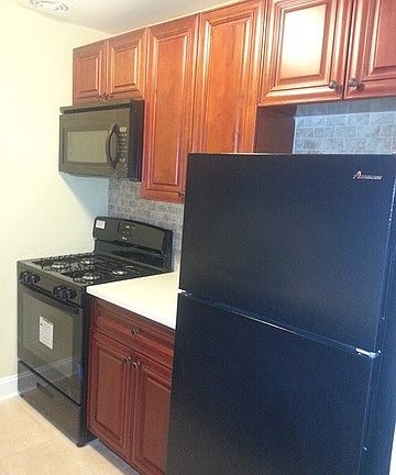 5th image of 12 E Dundee Quarter Dr #101