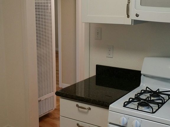 3rd image of 1550 Lewis St APT F