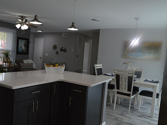 5th image of 665 Jana Dr