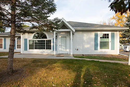 1916 Cabernet Ln NW Photo 1