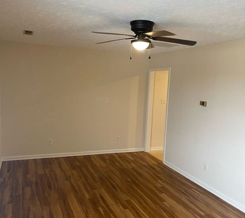 2nd image of 403 Topmiller Ave #H