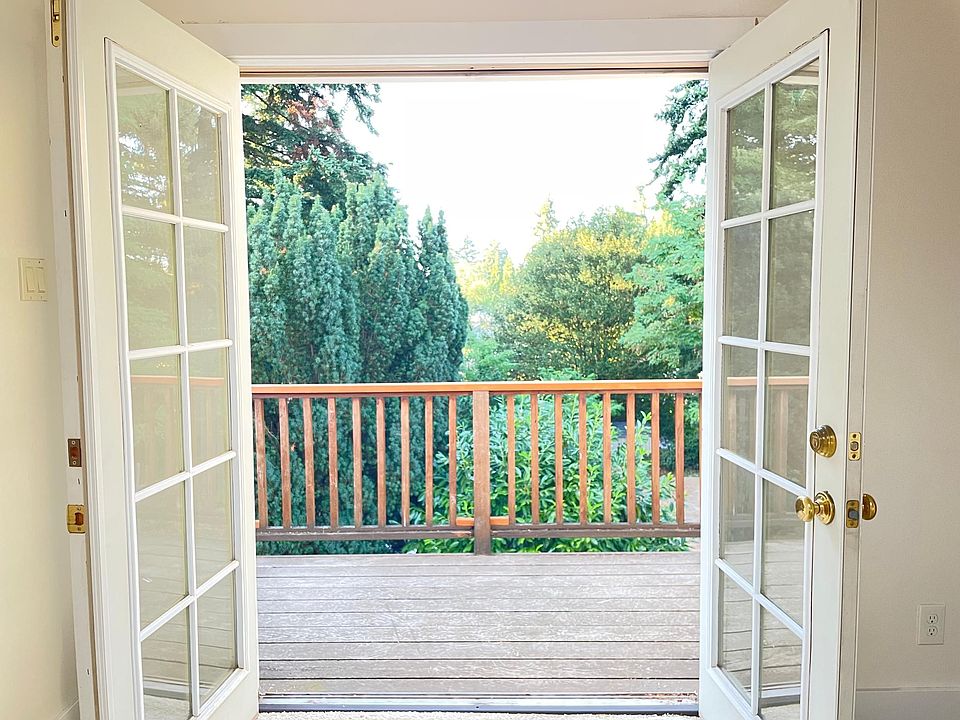 2nd floor balcony from Master Bedroom