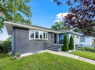 12 Lois Ave, Clifton City, NJ 07014