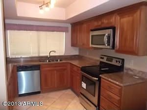 5th image of 325 E Le Marche Ave