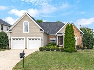 1300 Mallory Ln, Waxhaw, NC 28173