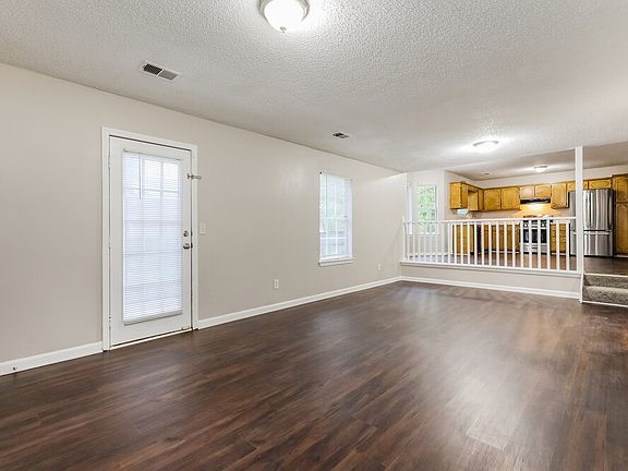 5th image of 1367 Misty Ridge Ct