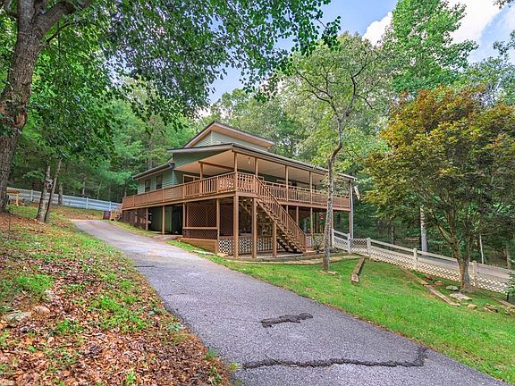 3rd image of 263 Lake Vista Dr