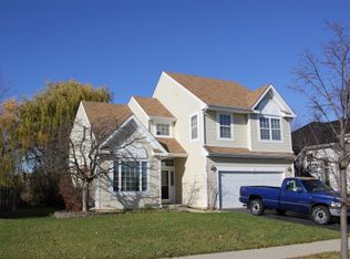 220 School Dr, Round Lake, IL 60073