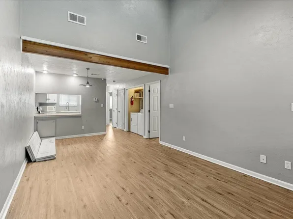 216 Dixie Dr APT B4, Tallahassee, FL 32304