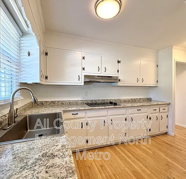 1273 Becket Dr NE — Photo 3