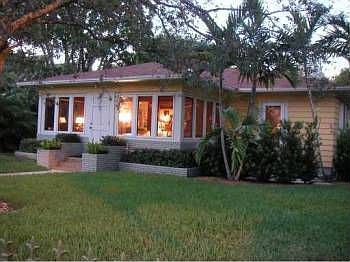 1st image of 723 Bryan Pl