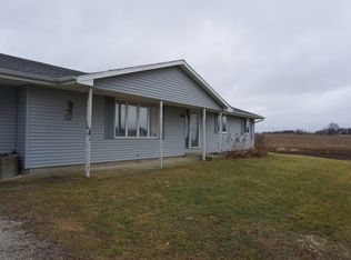 3799 S 6000th Rd E, Saint Anne, IL 60964