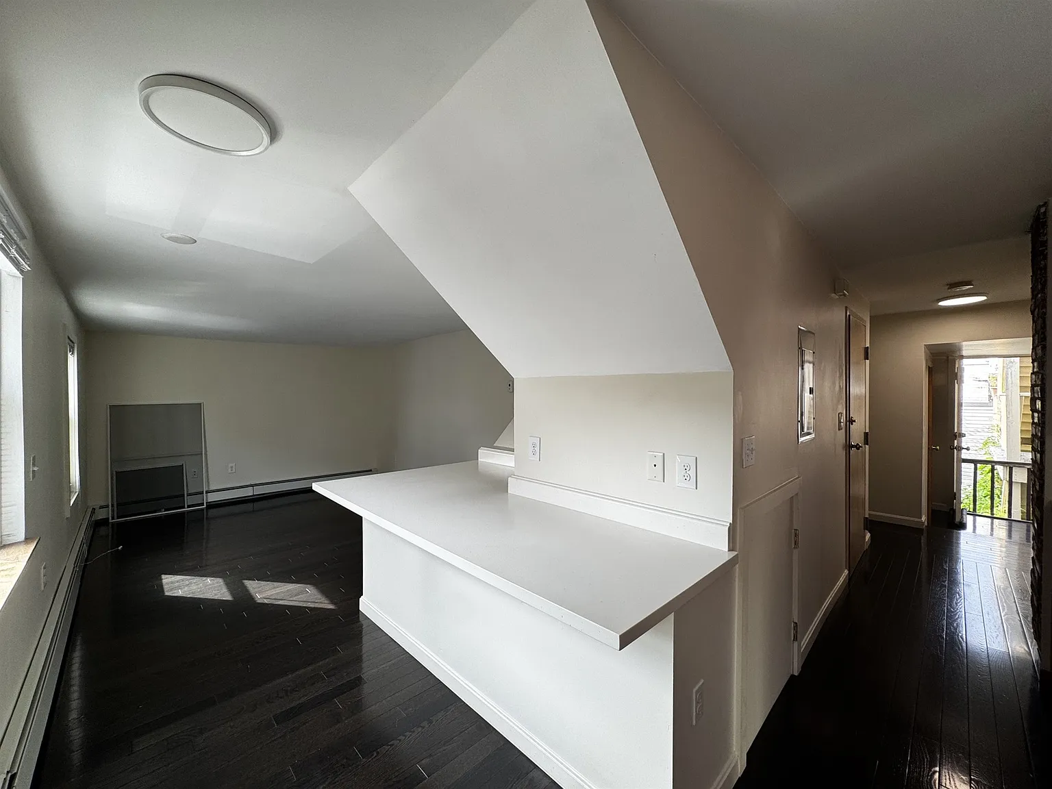 1 bed, 650 sqft, $2,800 — Photo 2