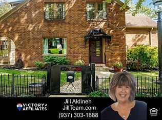2600 Fairmont Ave, Oakwood, OH 45419