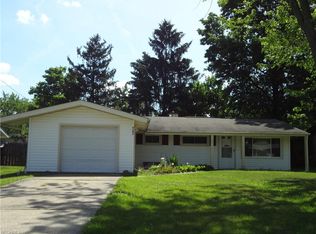 9101 Milford Dr, Northfield, OH 44067