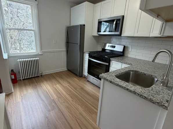 103 Anchor Pl #B, Garwood, NJ 07027