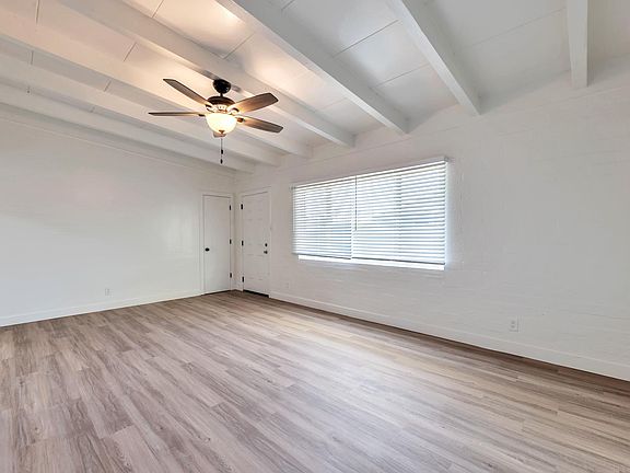 3rd image of 01-3630 N 15th Ave #1