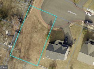 3589 Clinton Ross Ct, Triangle, VA 22172