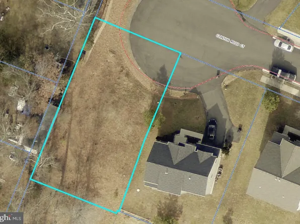 3589 Clinton Ross Ct, Triangle, VA 22172