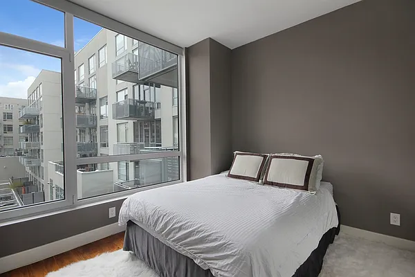 Sold by Corcoran | media 15