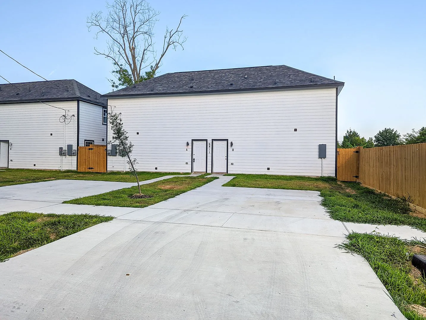 6811 Glass St. #B - Ask about our No Cash Security Deposit Option — Photo 1