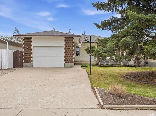 43 Springstein AVENUE, Regina, SK S4R 7J4