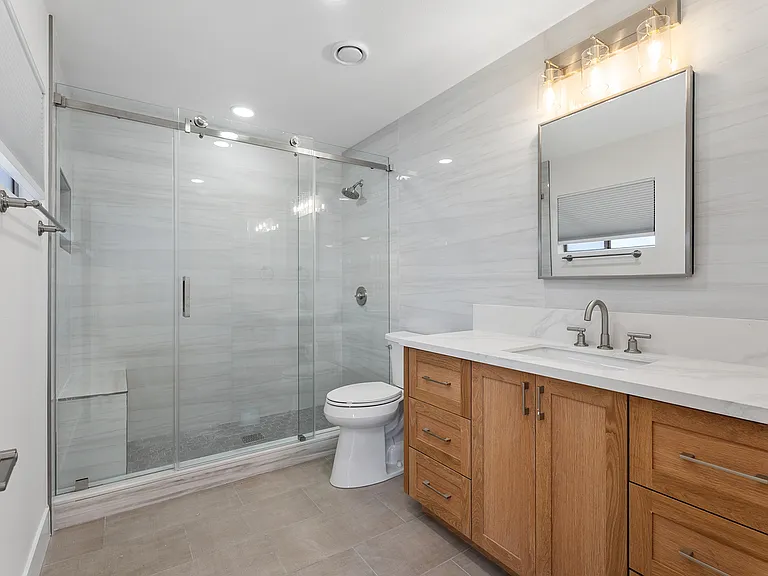 4051 Mistral Dr — Photo 20
