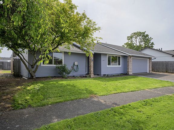 2nd image of 619 Wedgewood Dr