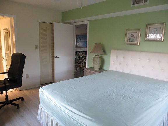 5th image of 6066 Willowpointe Cir Floor 1