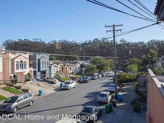5th image of 1207 Vicente St #2