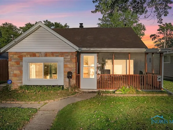 1351 Bensch Dr, Toledo, OH 43614