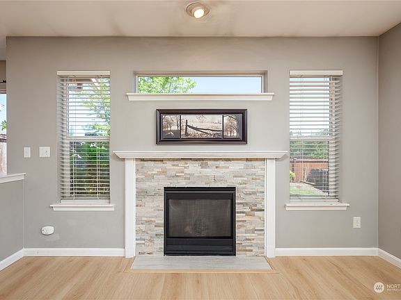 3rd image of 6829 131st Street Ct E