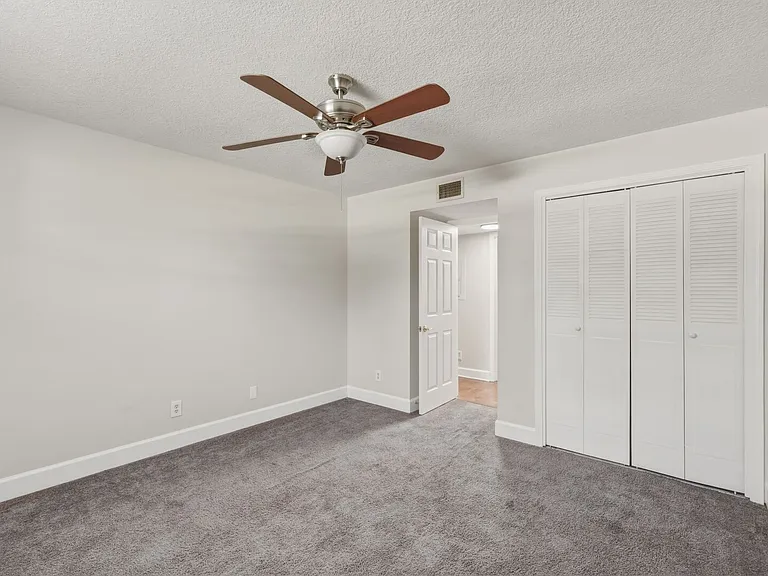 1757 El Camino Rd #4 — Photo 22