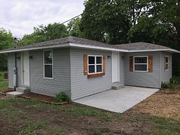 2nd image of 1124 Longhorn Rd