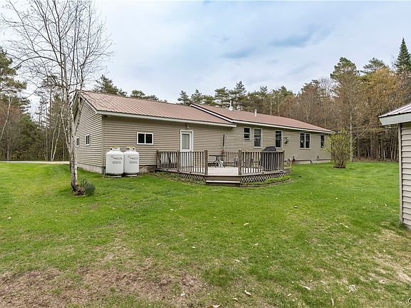 3rd image of 7938 Deer Run Rd