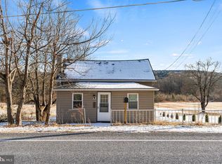 123 Suedberg Rd, Pine Grove, PA 17963