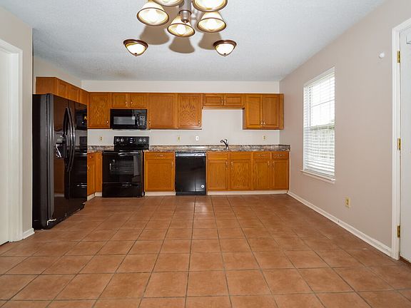 5th image of 1759 Brassica Ln