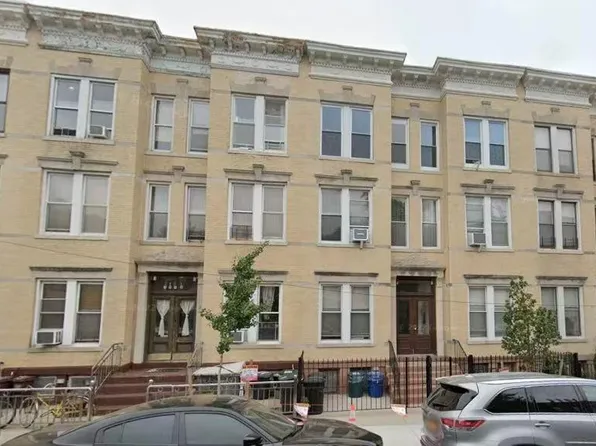 1918 8th Ave, Brooklyn, NY 11215