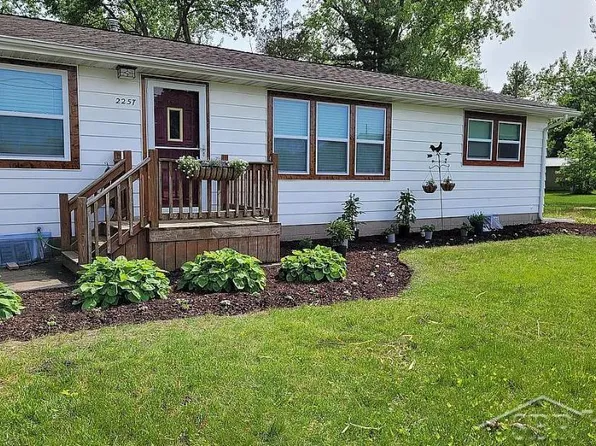 2257 W North Union Rd, Auburn, MI 48611