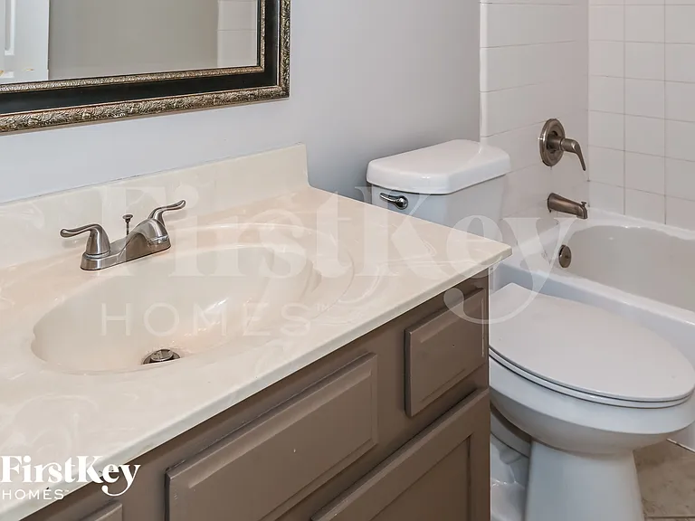 4576 Antler Hill Dr E — Photo 11